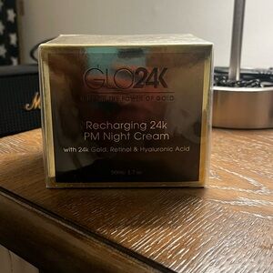GLO24K Night Cream